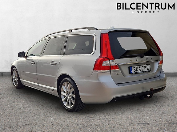 Volvo V70 4 of 8