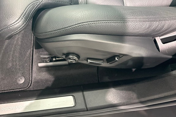 Volvo XC60 19 of 30