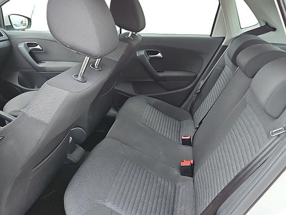 Volkswagen Polo 7 of 8