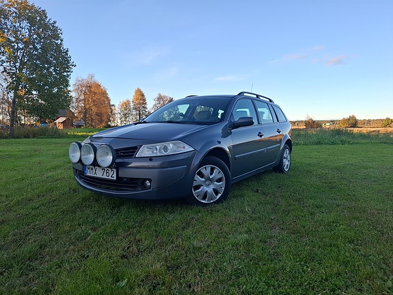Renault Megane II 9 of 10