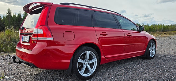 Volvo V70 12 of 12