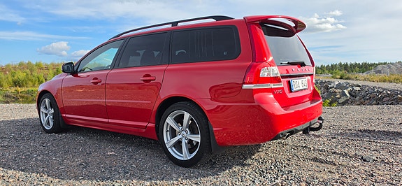 Volvo V70 11 of 12