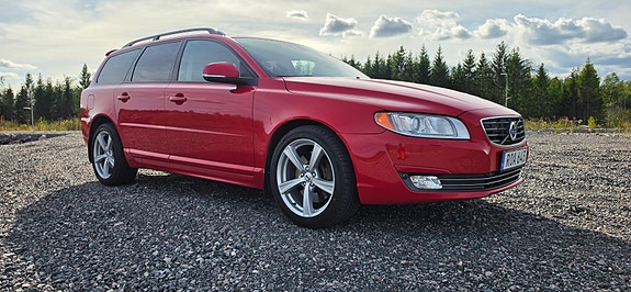 Volvo V70 9 of 12