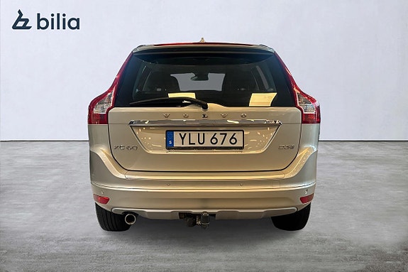 Volvo XC60 5 of 22