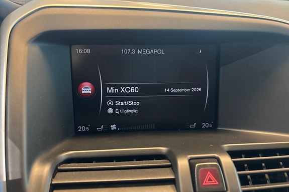 Volvo XC60 15 of 22