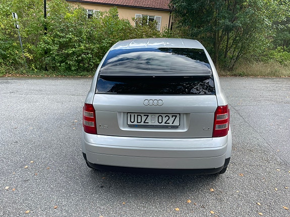 Audi A2 4 of 8