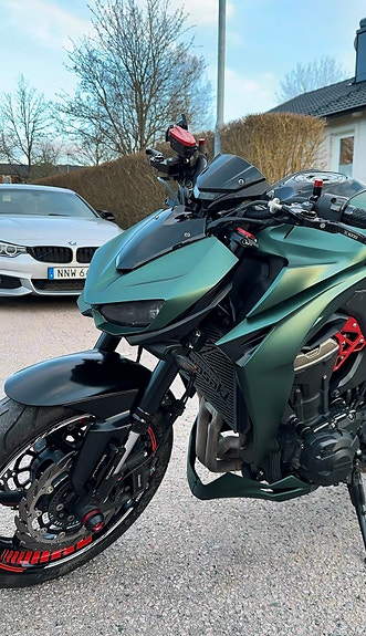 Kawasaki Z1000 6 of 9