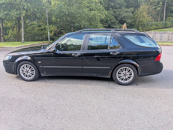 Saab 9-5 7 of 18