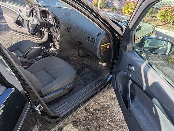 Saab 9-5 17 of 18