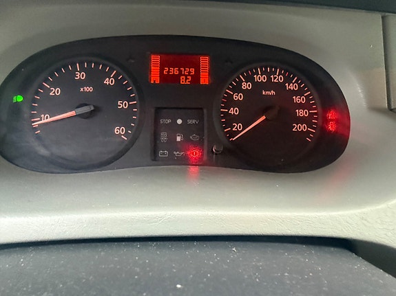 Renault Trafic 21 of 22