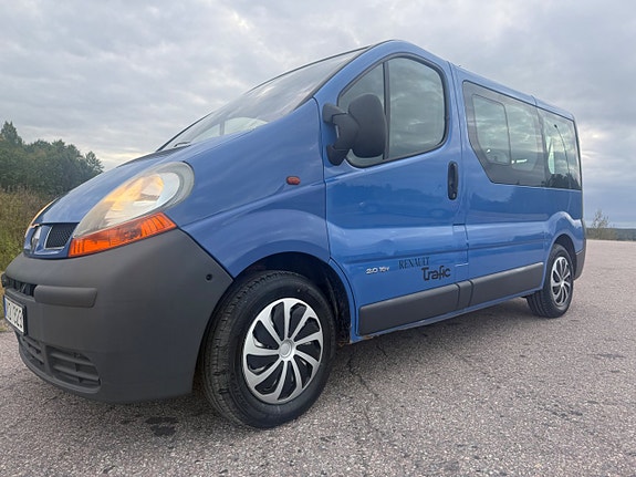 Renault Trafic 4 of 22
