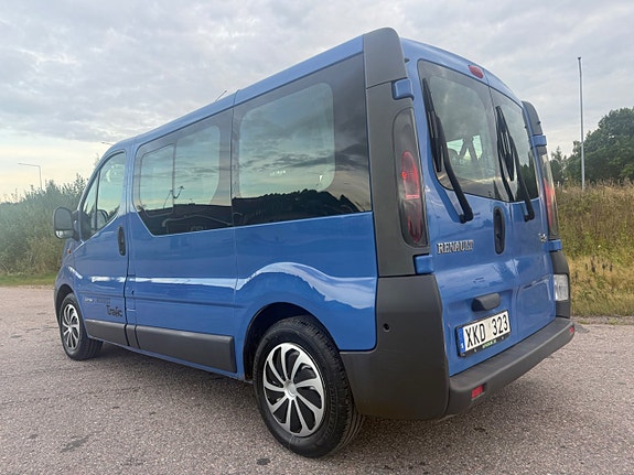 Renault Trafic 7 of 22