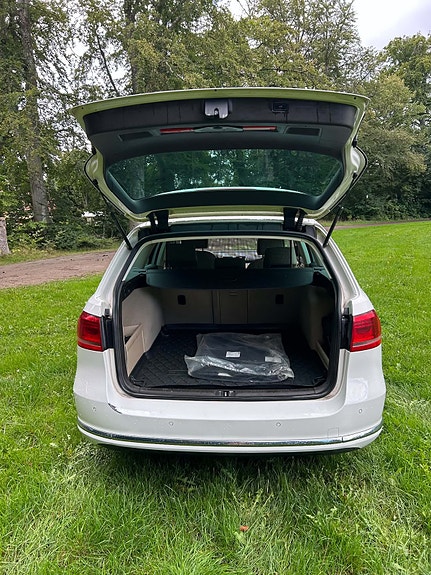 Volkswagen Passat 5 of 5