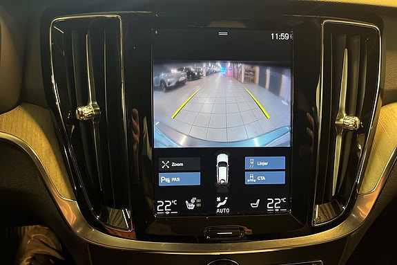 Volvo V60 10 of 18