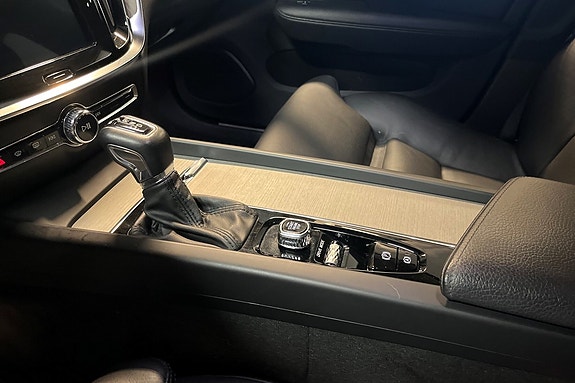 Volvo V60 11 of 18
