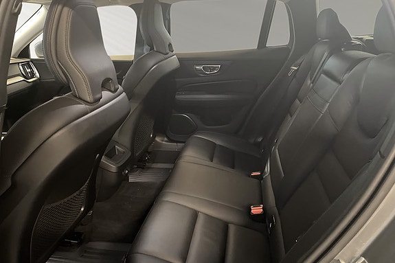 Volvo V60 17 of 18