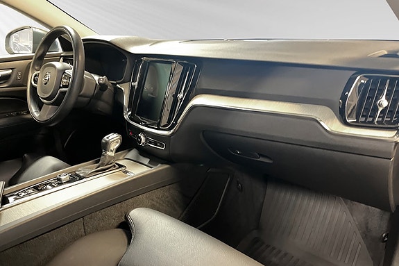 Volvo V60 15 of 18