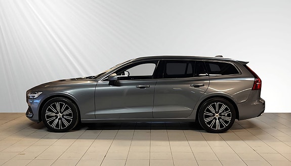 Volvo V60 2 of 18