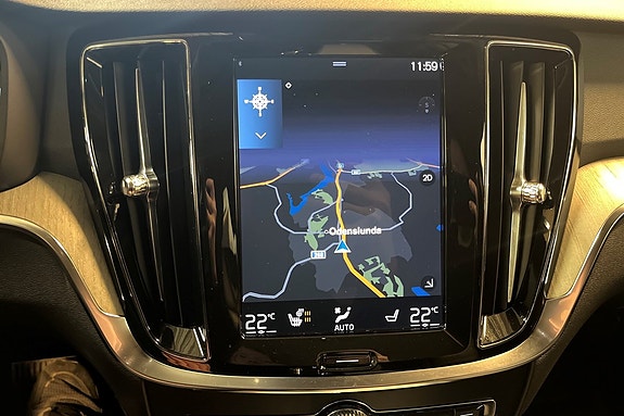 Volvo V60 12 of 18