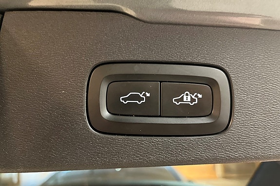 Volvo V60 7 of 18