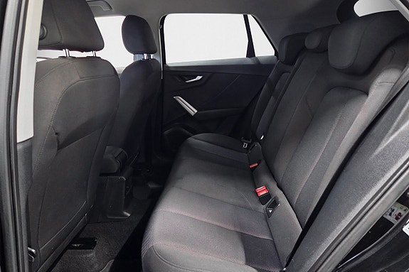 Audi Q2 12 of 17