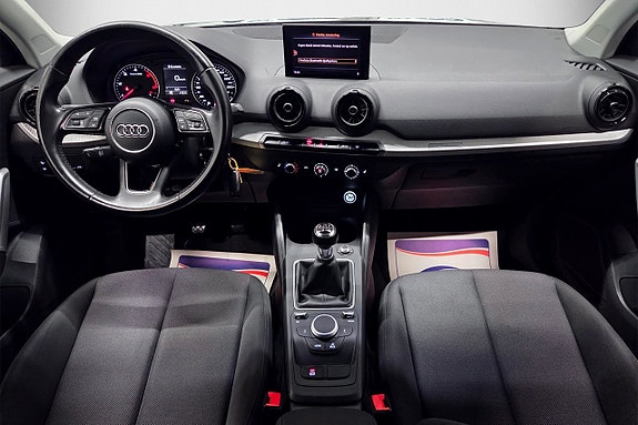 Audi Q2 7 of 17