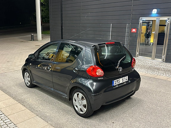 Toyota Aygo 5 of 5