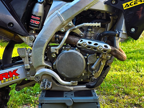 Suzuki rmz 250 7 of 11