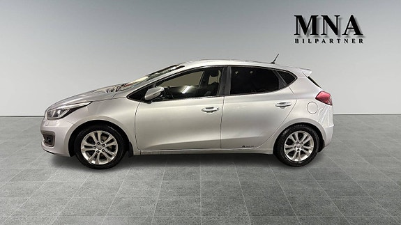 Kia Ceed 2 of 14