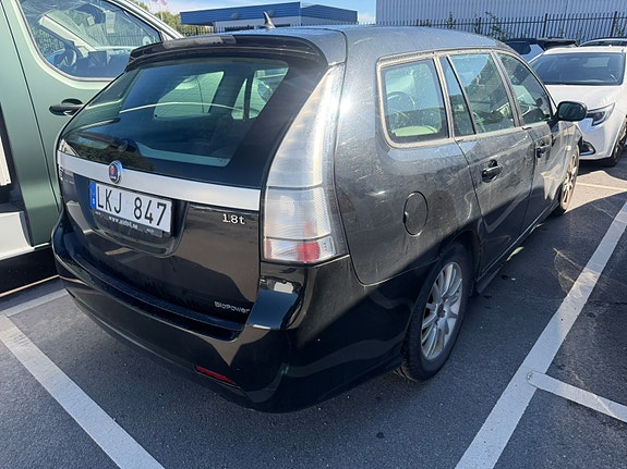 Saab 9-3 8 of 10