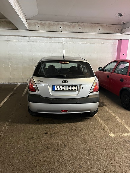 Kia Rio 2 of 5