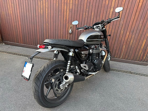 Triumph SPEED TWIN 1200 5 of 7