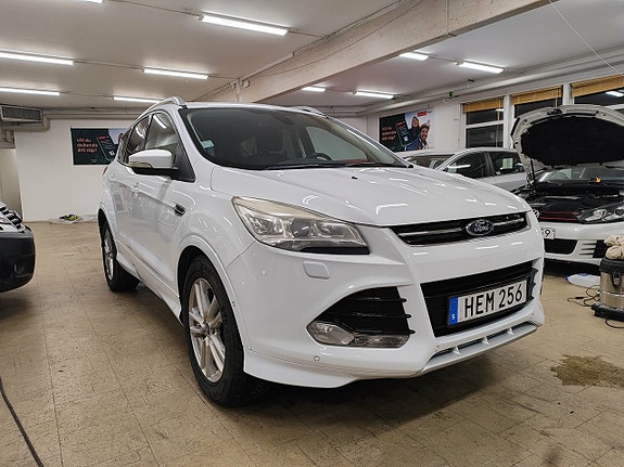 Ford Kuga 3 of 18