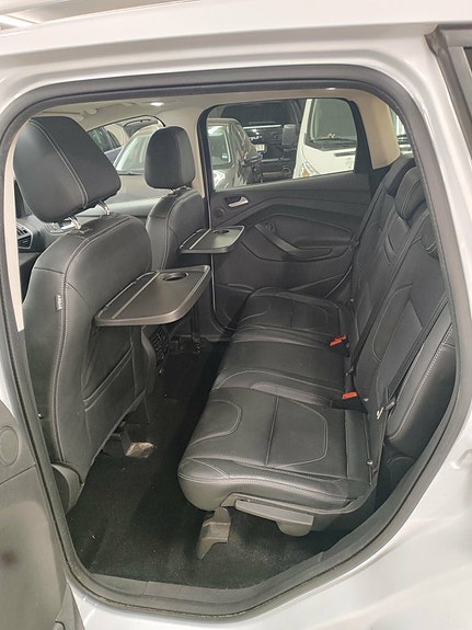 Ford Kuga 10 of 18
