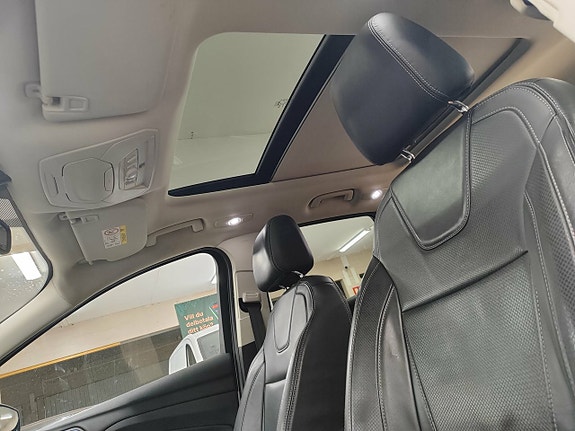 Ford Kuga 15 of 18