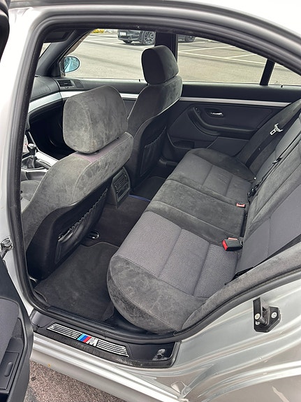 BMW 525i 6 of 11