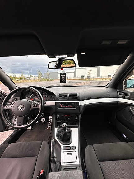 BMW 525i 8 of 11