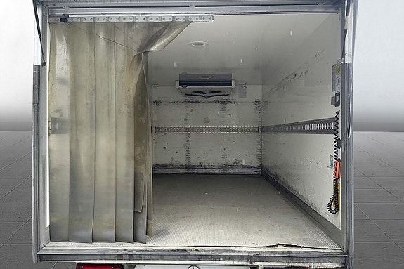 Mercedes-Benz Sprinter 319 8 of 8