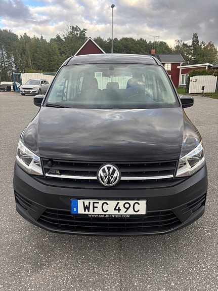Volkswagen e-Caddy Maxi 15 of 18