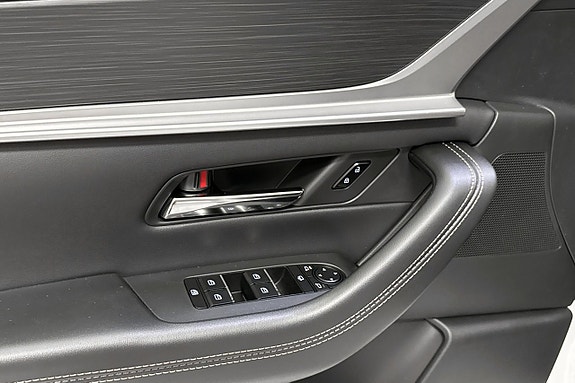Mazda CX-80 24 of 30