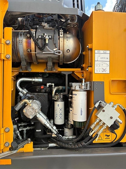 Volvo EWR150E 16 of 23