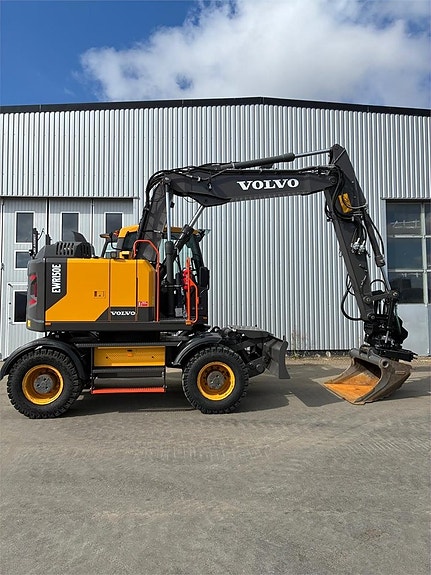 Volvo EWR150E 2 of 23