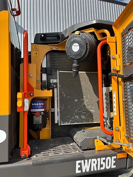 Volvo EWR150E 17 of 23
