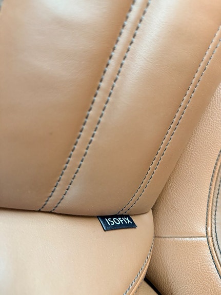 Volkswagen Passat CC 15 of 23