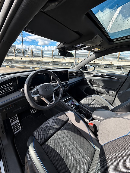 Volkswagen Tiguan 6 of 24