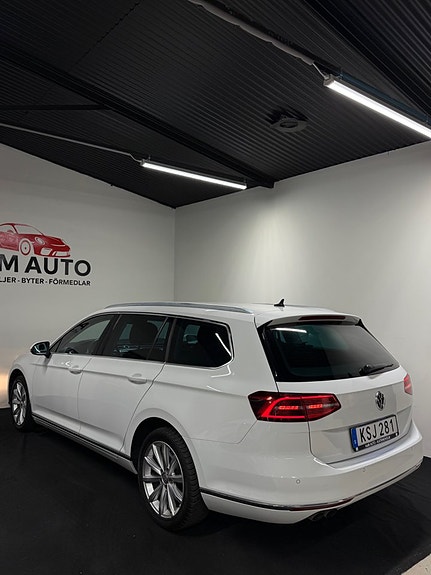 Volkswagen Passat 6 of 22