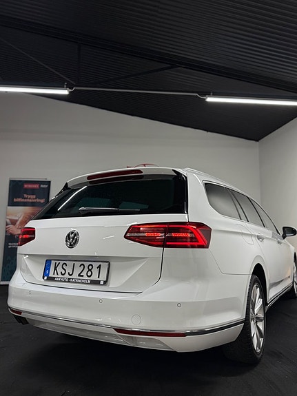 Volkswagen Passat 7 of 22