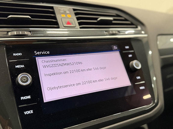 Volkswagen Tiguan 18 of 30