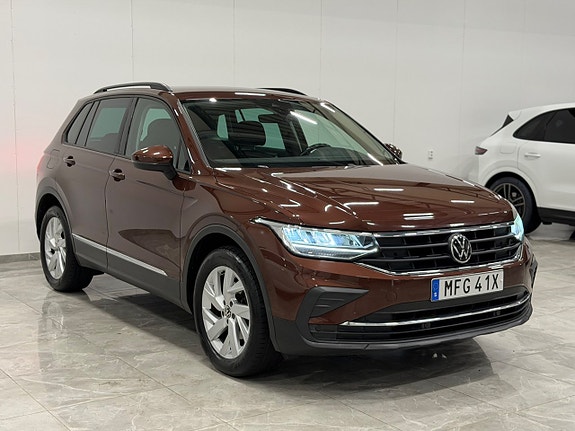 Volkswagen Tiguan 2 of 30