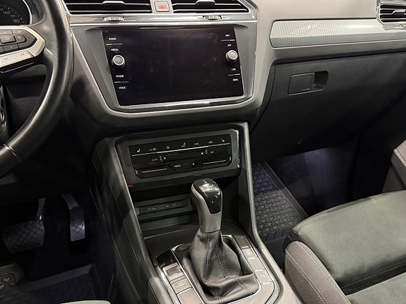 Volkswagen Tiguan 17 of 30